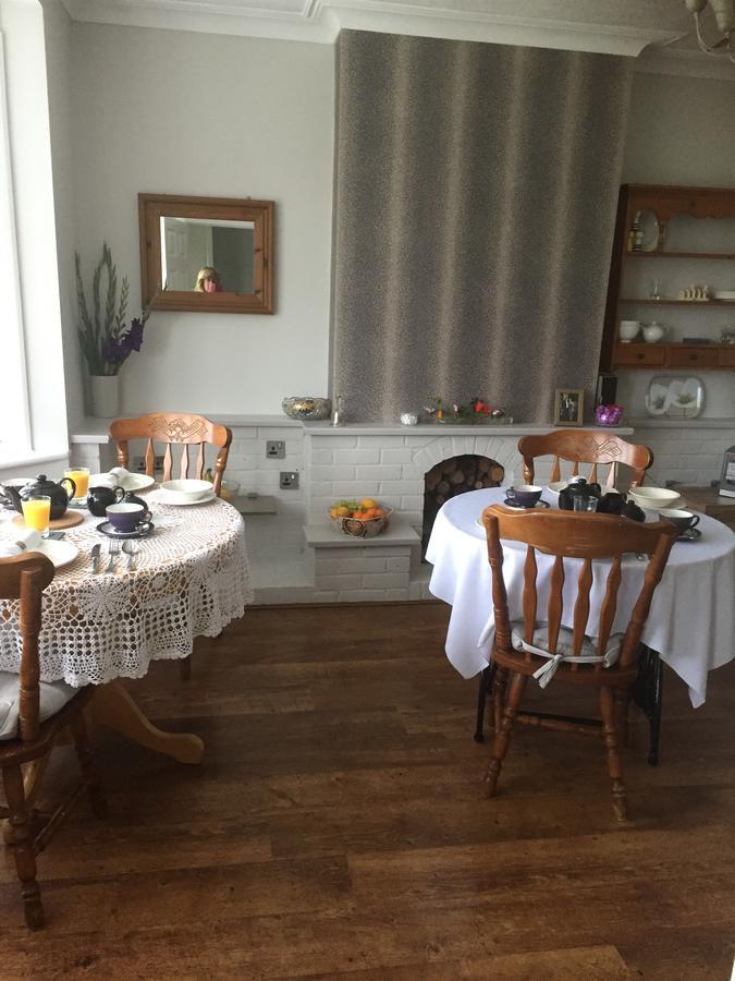 Southend Airport Bed & Breakfast Rochford Bagian luar foto
